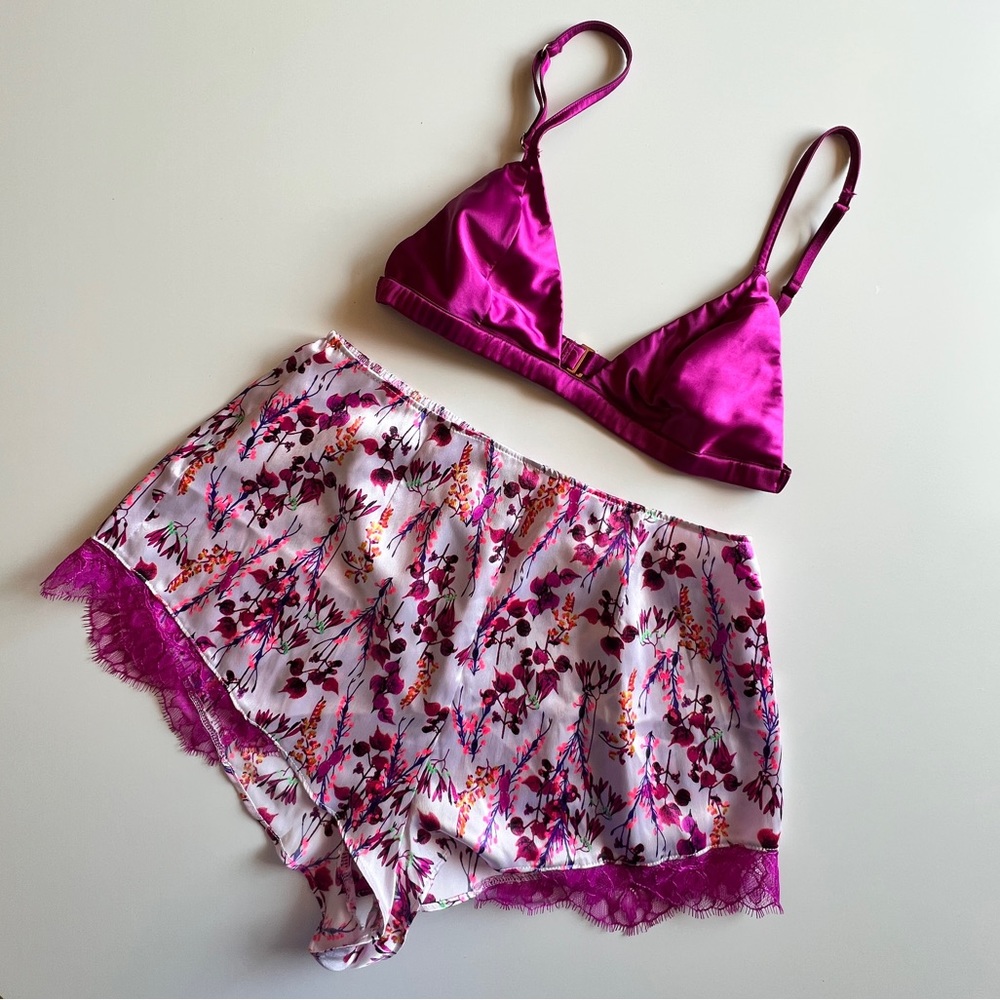 NWOT Victoria’s Secret Purple Fuchsia Lingerie Sleepwear Lounge Set Bra Short SM